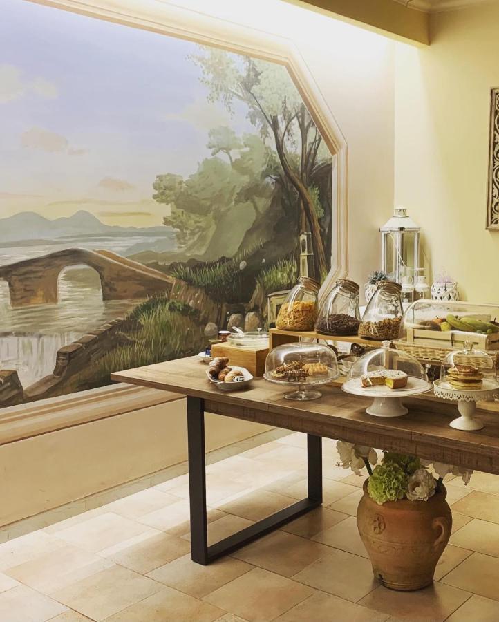 Hotel Borgo Antico ฟาบริอาโน ภายนอก รูปภาพ