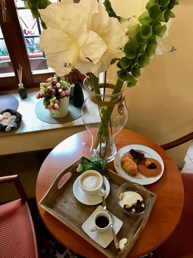 Hotel Borgo Antico ฟาบริอาโน ภายนอก รูปภาพ